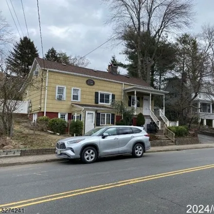 Image 2 - 851 West Chestnut Street, Union, NJ 07083, USA - House for rent