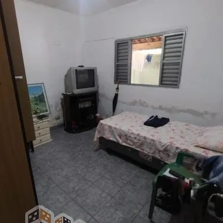 Buy this 2 bed house on Avenida Geraldo Lopes in Morro do Algodão, Caraguatatuba - SP