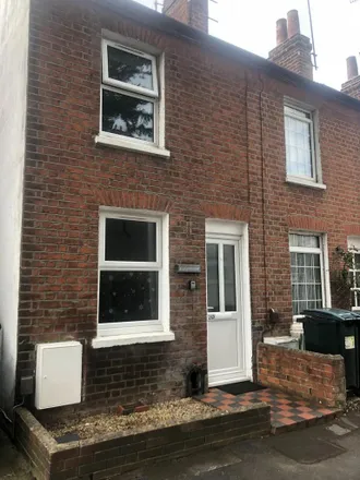 Rent this 2 bed townhouse on 12b Eldon Place in Reading, RG1 4ED