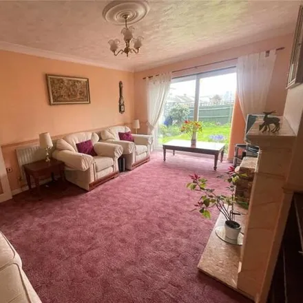 Image 5 - unnamed road, Southend-on-Sea, SS9 5HD, United Kingdom - House for sale
