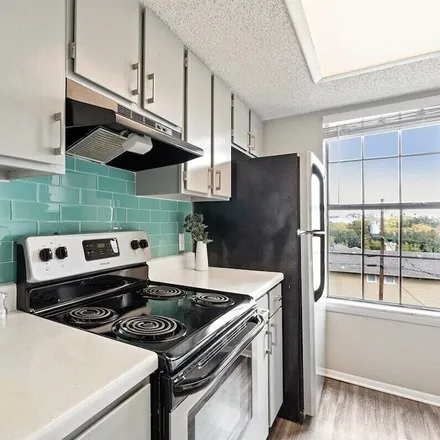 Image 6 - Austin, TX - Apartment for rent