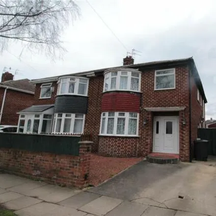 Buy this 4 bed duplex on Hewitson Road in Darlington, DL1 4NU