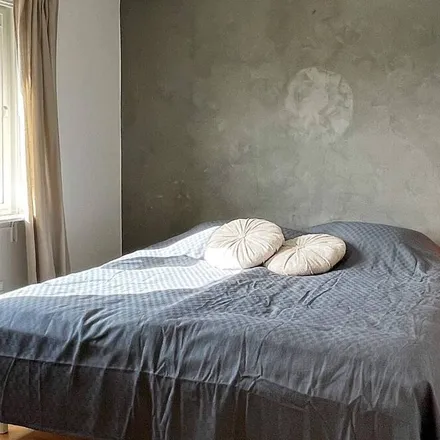 Rent this 2 bed house on Hjälteby in 471 72 Tjörns kommun, Sweden