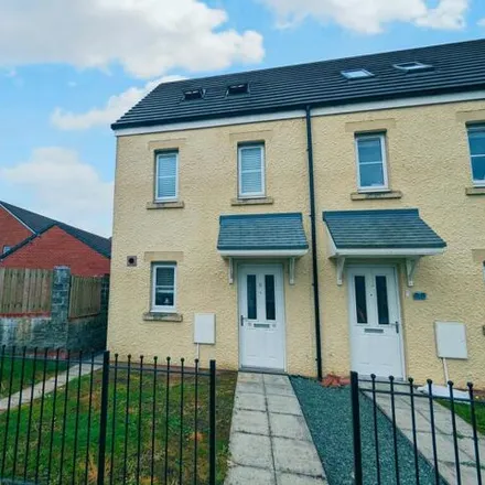 Buy this 3 bed house on Ffordd Pendre in Carmarthen, SA31 3FD