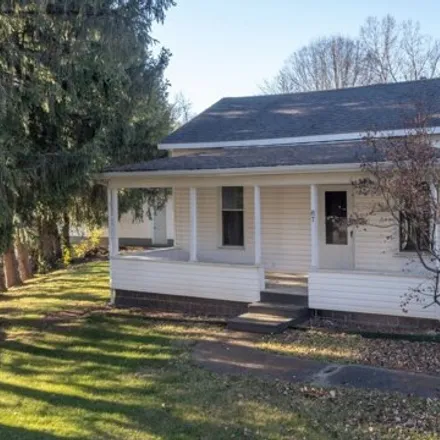Buy this 3 bed house on 83 Texas Road in Gallipolis, Gallipolis Township