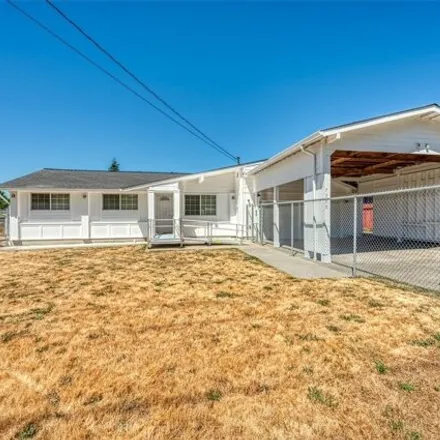 Image 1 - 7350 S Alaska St, Tacoma, Washington, 98408 - House for sale