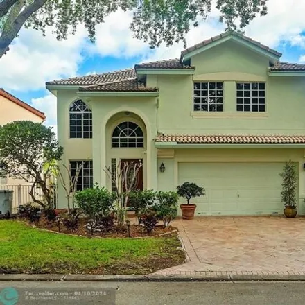 Buy this 5 bed house on 1413 Banyan Circle in Pompano Beach, FL 33069