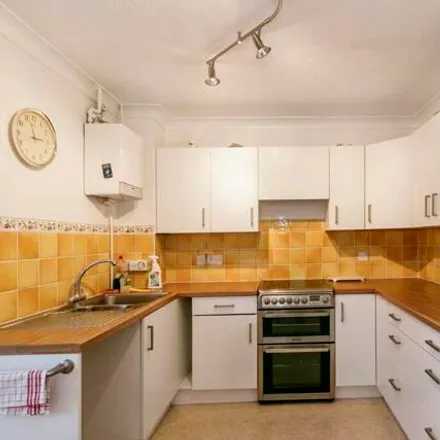 Image 3 - Shelley Court, 11 Grosvenor Road, Bournemouth, BH4 9DX, United Kingdom - Apartment for sale