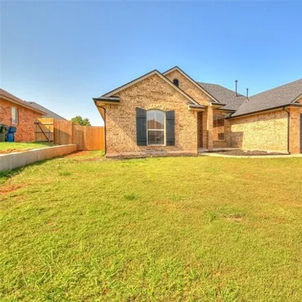 Rent this 3 bed house on 10835 Blue Sky Drive in Midwest City, OK 73130