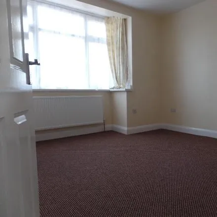Rent this 3 bed duplex on Yeading Lane in London, UB4 0HT