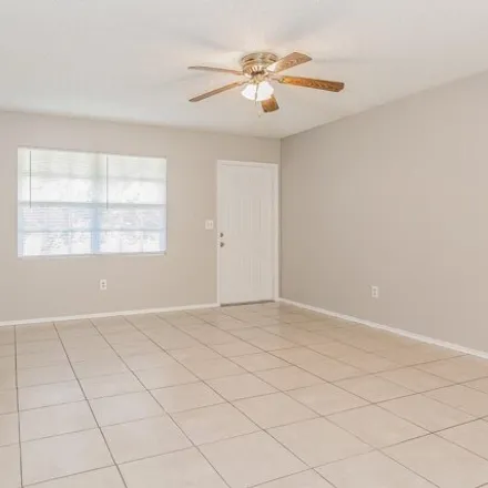 Image 3 - 410 Brantley Street Southeast, Palm Bay, FL 32908, USA - House for rent