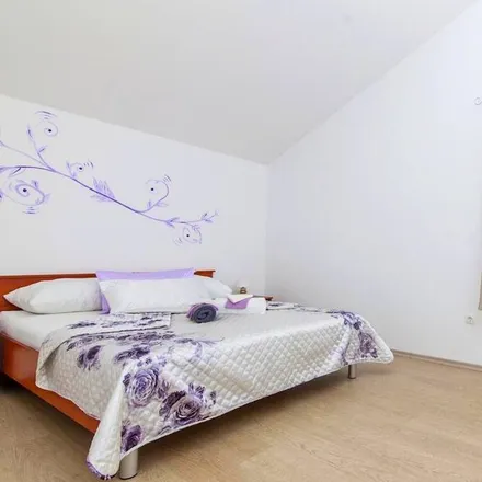 Rent this 5 bed house on Grad Šibenik in Šibenik-Knin County, Croatia