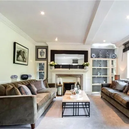 Image 3 - 71 Frognal, London, NW3 6XD, United Kingdom - Apartment for rent