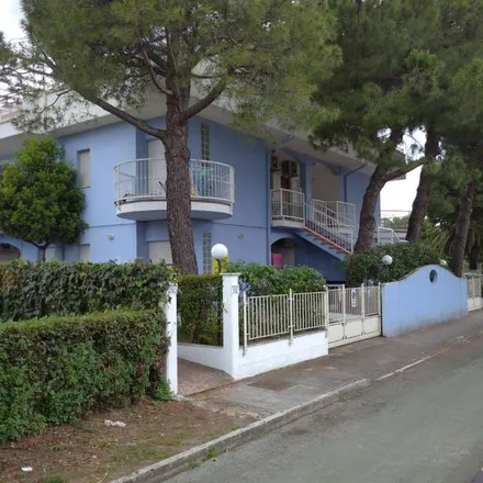 Rent this 1 bed apartment on "Blumen" in Via Riccardo Zandonai, 63074 San Benedetto del Tronto AP