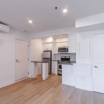 Rent this 1 bed apartment on 21 Pine Avenue West in Montreal, QC H2W 1X8
