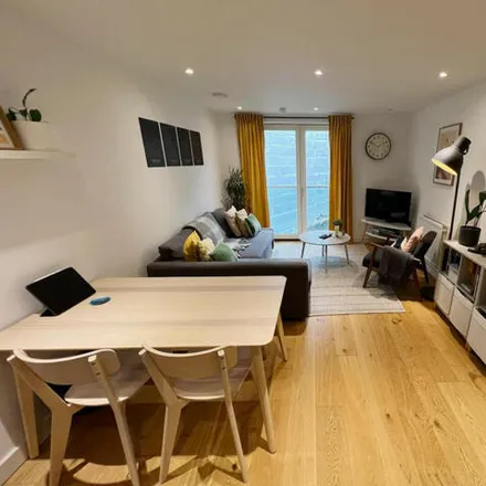 Rent this 1 bed room on Hoxton Wharf in 14 Wiltshire Row, London