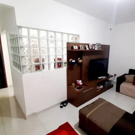 Buy this 3 bed house on Rua João Baptista da Silva in Alpes, Londrina - PR