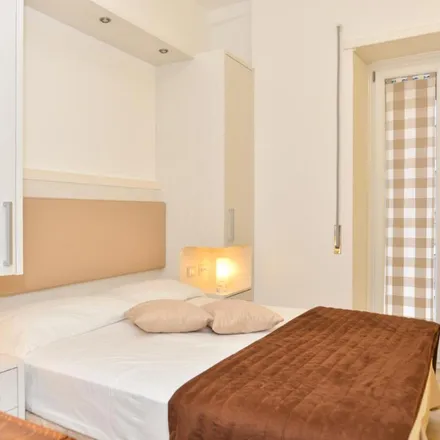 Image 8 - Via Vallarsa, 00141 Rome RM, Italy - Apartment for rent