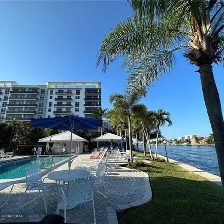 Image 1 - 5571 Bay Club Drive, Fort Lauderdale, FL 33308, USA - Condo for rent