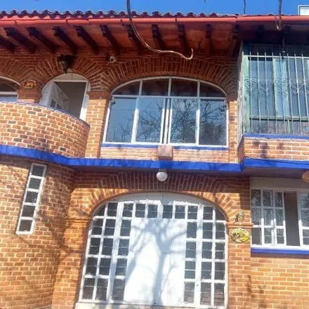 Buy this 2 bed house on Avenida Ignacio Zaragoza in 62520 Tepoztlán, MOR