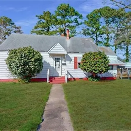 Buy this 3 bed house on 126 Oregon Avenue in Portsmouth, VA 23701