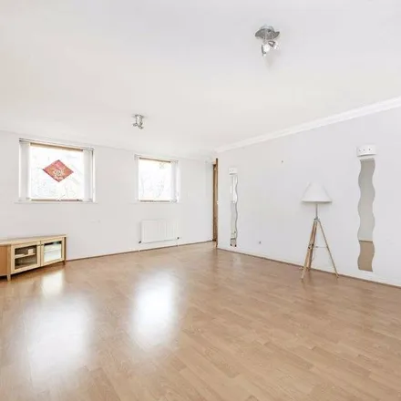 Image 1 - Perry Court, 1 Maritime Quay, Millwall, London, E14 3QE, United Kingdom - Apartment for rent