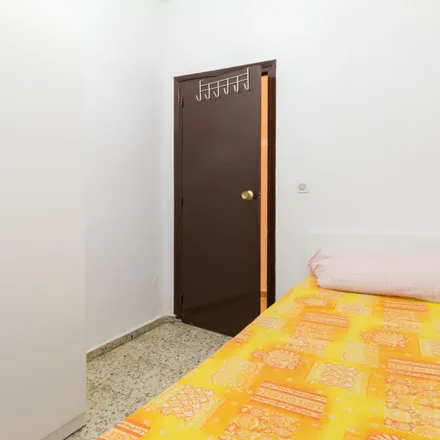 Image 3 - Madrid, SV Peluquería, Calle de San Germán, 28020 Madrid - Room for rent