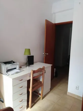 Image 2 - unnamed road, 2810-224 Almada, Portugal - Room for rent