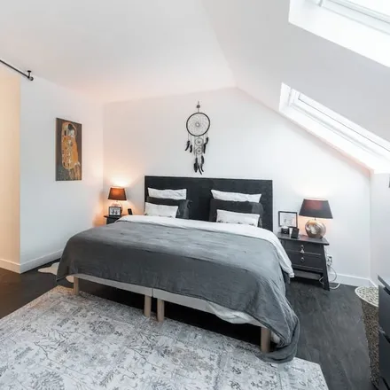 Rent this 3 bed apartment on 78100 Saint-Germain-en-Laye