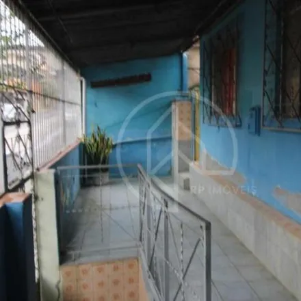 Buy this 3 bed house on Rua Azevedo Neto in Vila Furtado de Menezes, Juiz de Fora - MG