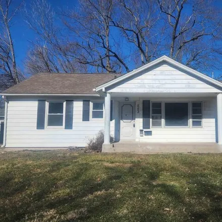 Buy this 3 bed house on 549 Oaklawn Avenue in East Moline, IL 61244