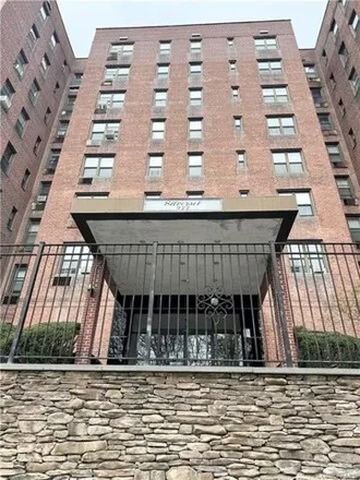 Rent this studio apartment on 245 Bronx River Road in City of Yonkers, NY 10704