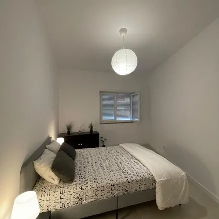 Rent this 4 bed apartment on Mário Alfaiate in Rua Gago Coutinho, 2870-330 Montijo
