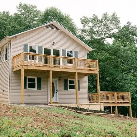 Buy this 3 bed house on 1502 Grandview Road in Martinsville, VA 24112