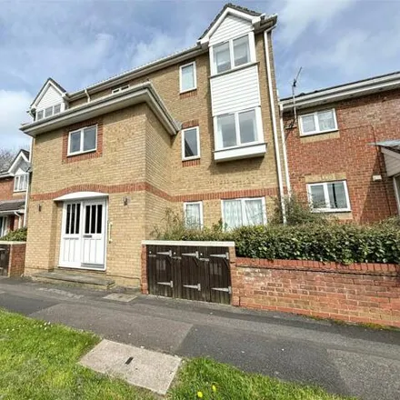 Rent this 1 bed room on Barnum Court in Swindon, SN2 2AP