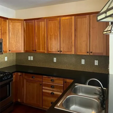 Image 6 - West Oak Condominiums, 3251 Louisiana Avenue South, Saint Louis Park, MN 55426, USA - Condo for rent