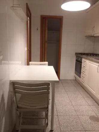Image 5 - Douro Clean, Rua Airosa, 4250-198 Porto, Portugal - Apartment for rent