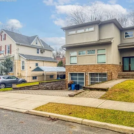 Rent this 4 bed house on 185 Broadway in Cresskill, Bergen County