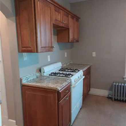 Rent this 3 bed apartment on 304 Enfield Street in Hartford, CT 06112
