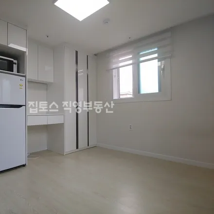 Image 2 - 서울특별시 관악구 신림동 1462-15 - Apartment for rent