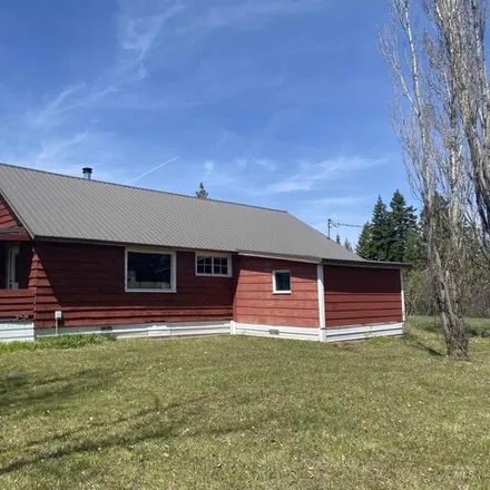 Buy this 3 bed house on unnamed road in Clearwater County, ID