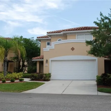 Rent this 3 bed townhouse on Valencia Circle in Saint Petersburg, FL 33716