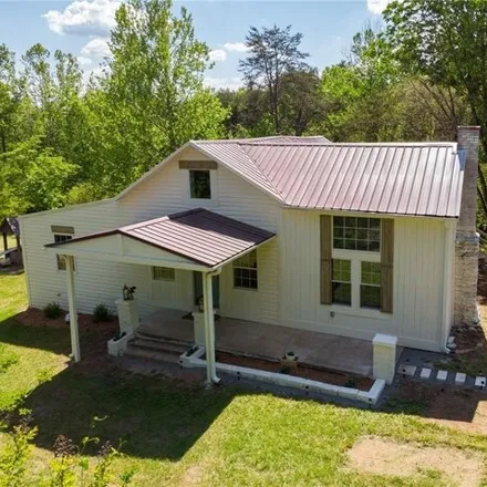 Buy this 3 bed house on 4866 North Henry Street in Rockingham County, NC 27048