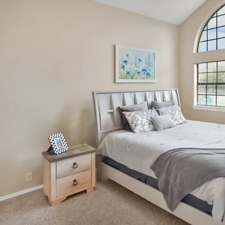 Rent this 2 bed condo on 7805 Oakdell Way in San Antonio, TX 78240