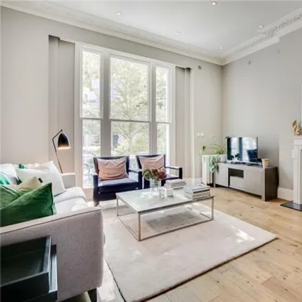 Buy this 1 bed apartment on 40 St Stephen's Gardens in London, W2 5NJ