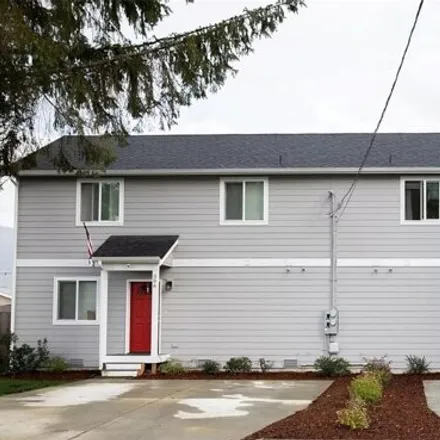 Buy this studio house on 366 Bell Avenue in Sultan, Snohomish County