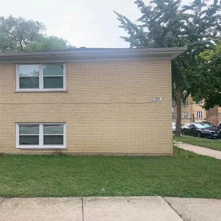 Image 2 - 911 South Mayfield Avenue, Chicago, IL 60644, USA - Duplex for sale