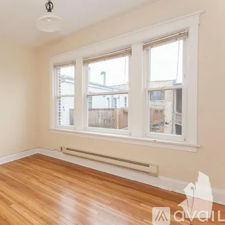 Image 9 - 4421 N Wolcott Ave, Unit A2 - Apartment for rent