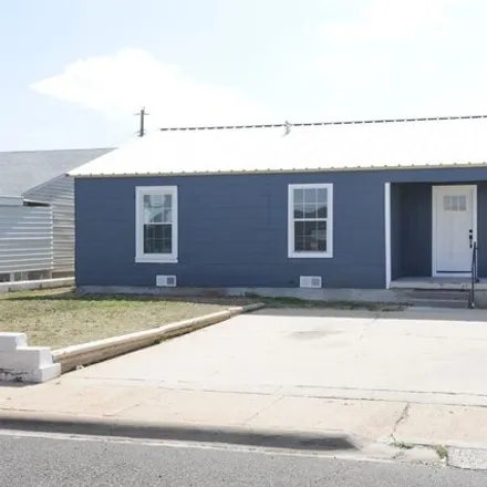 Buy this 5 bed house on 2788 Keystone Drive in Odessa, TX 79762