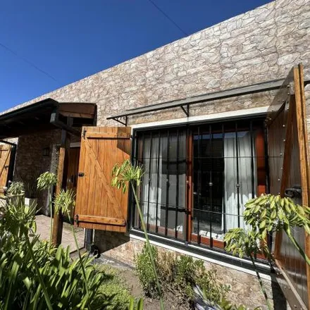 Buy this 2 bed house on Leandro N. Alem 2685 in Partido de Morón, Castelar